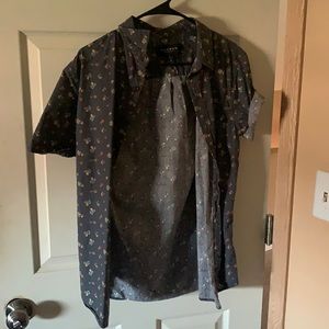 Shirt sleeve casual button up